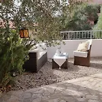 Mit Kamin- Terrasse Und Meerblick By Interhome פוסאדה
