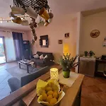 Mit Kamin- Terrasse Und Meerblick By Interhome דירה פוסאדה