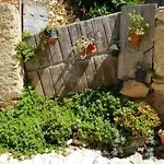 Mit Kamin- Terrasse Und Meerblick By Interhome דירה פוסאדה