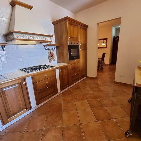 Apartamento Mit Kamin- Terrasse Und Meerblick By Interhome *
